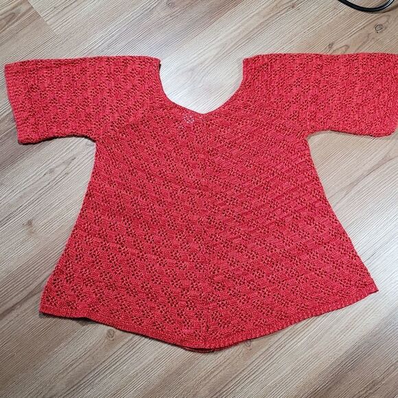 💜Icela Rust Red Vneck Asymmetric Open Knit Short Sleeve Top Medium - Picture 2 of 10